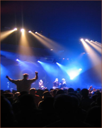 The Royal Hotel will help you find hidden Ullapool and discover why so many are inspired by the natural landscapes of the country all year round.